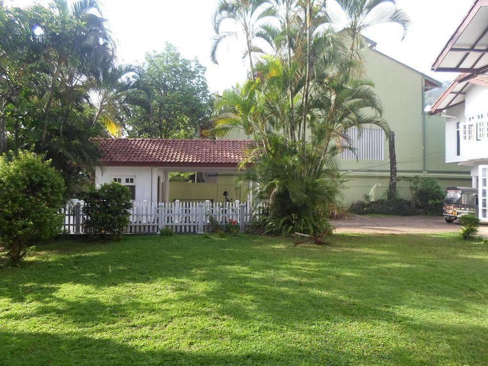 Kandy Green View Bungalow Exteriör bild